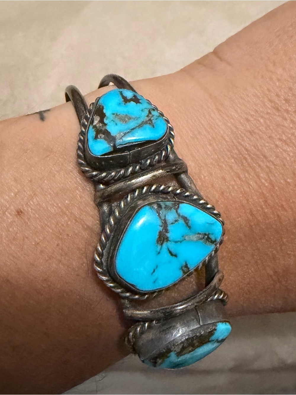 Turquoise Stone Silver Cuff Bracelet - Blue